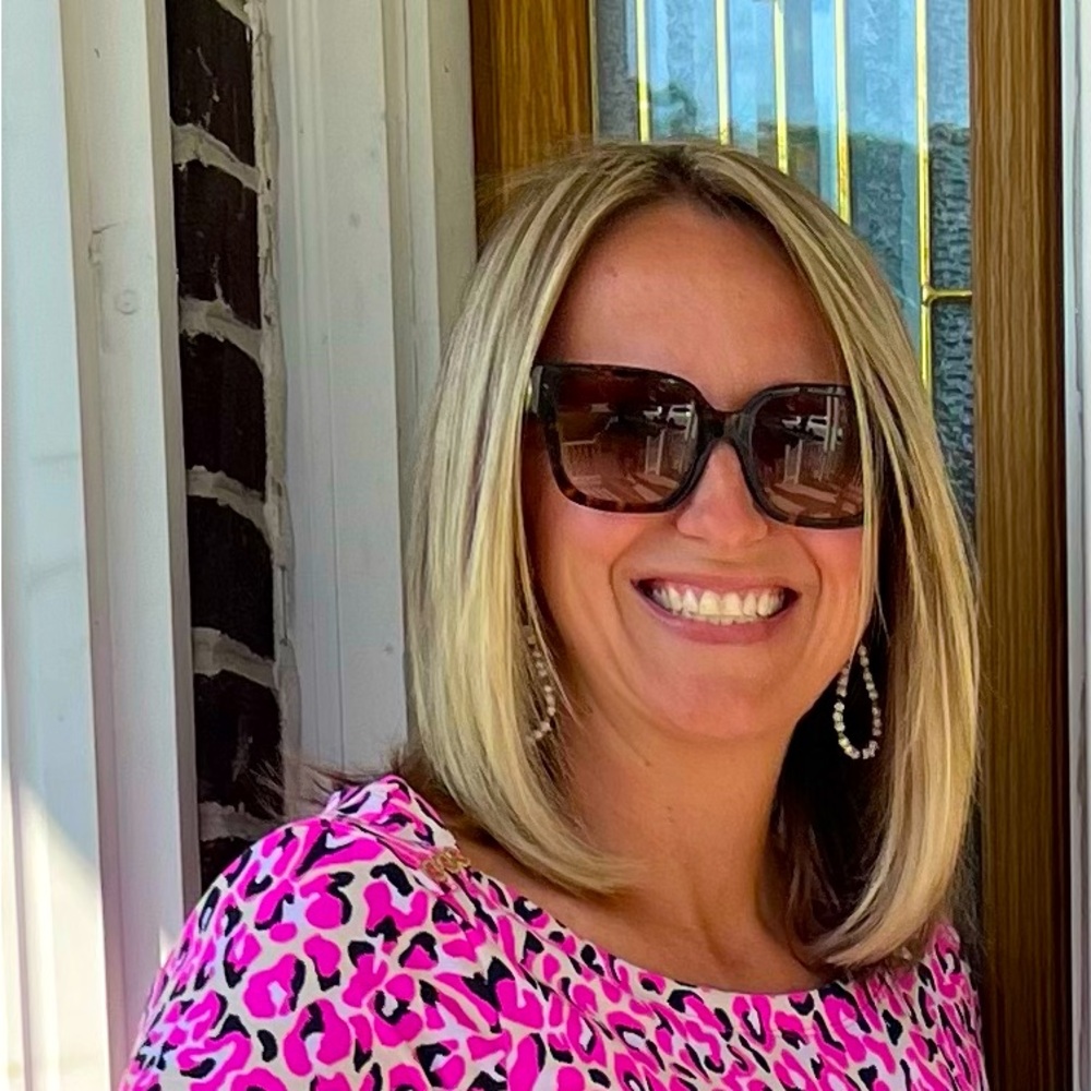 Meet your Posher, Christie